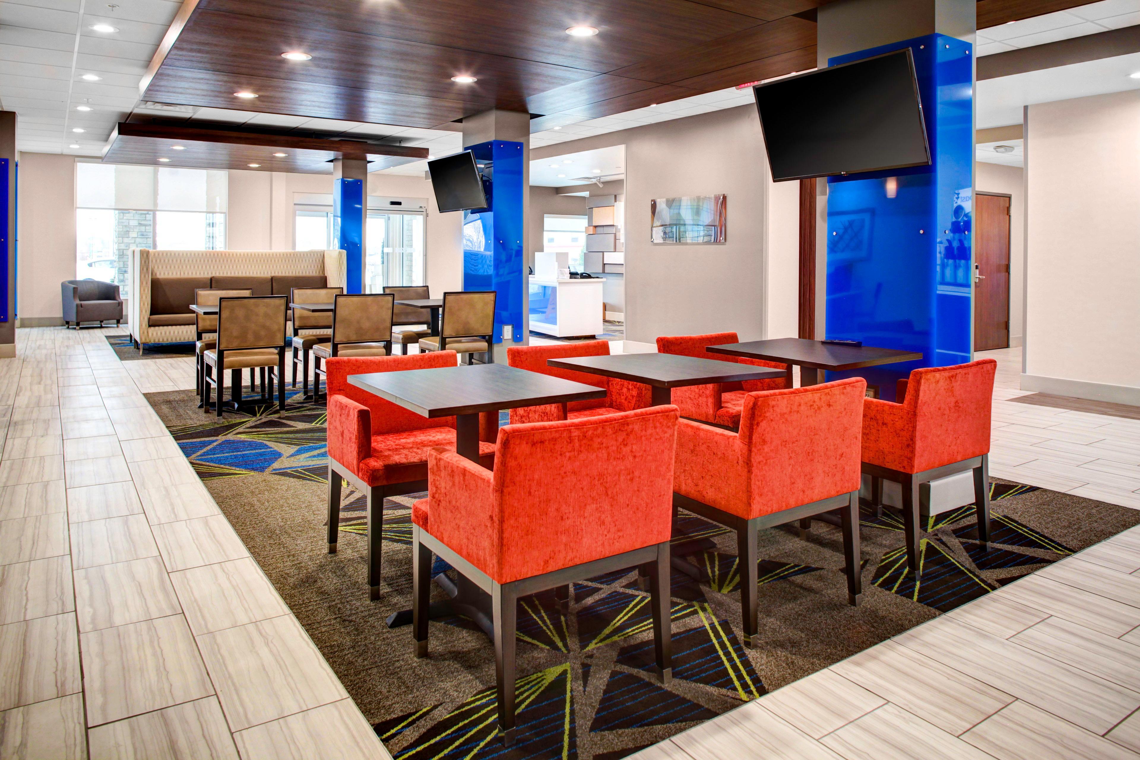 Holiday Inn Express & Suites Coldwater By Ihg Zewnętrze zdjęcie