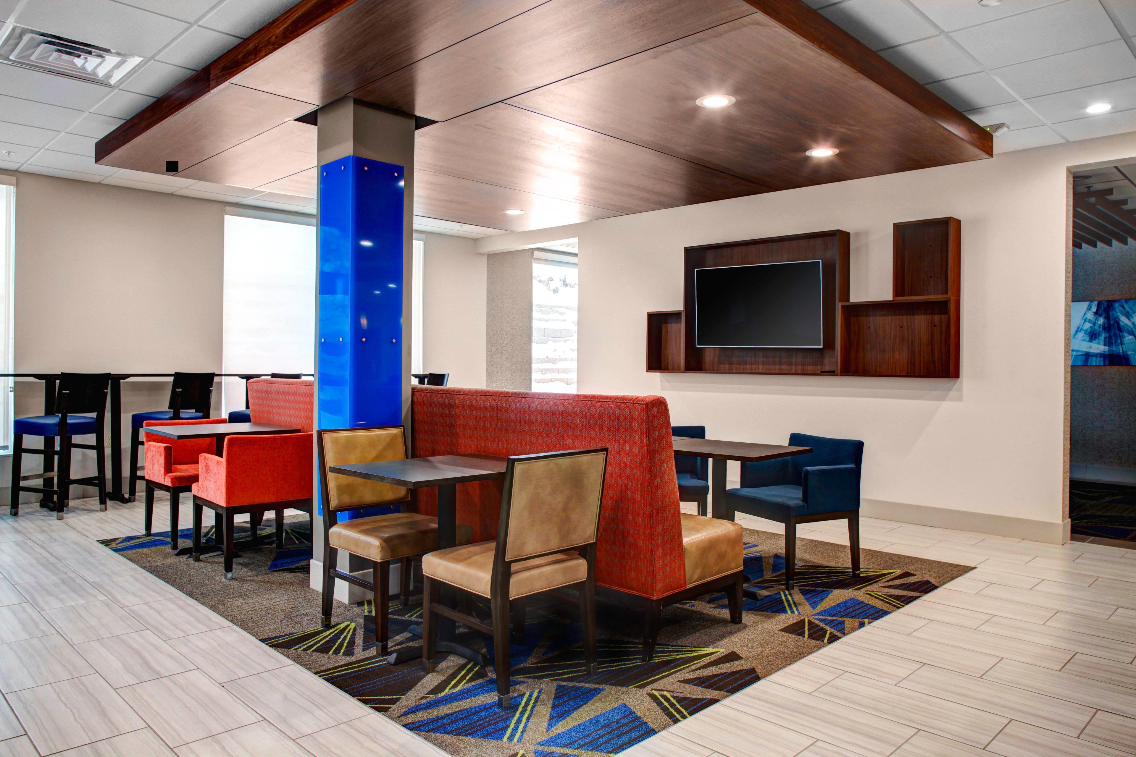 Holiday Inn Express & Suites Coldwater By Ihg Zewnętrze zdjęcie
